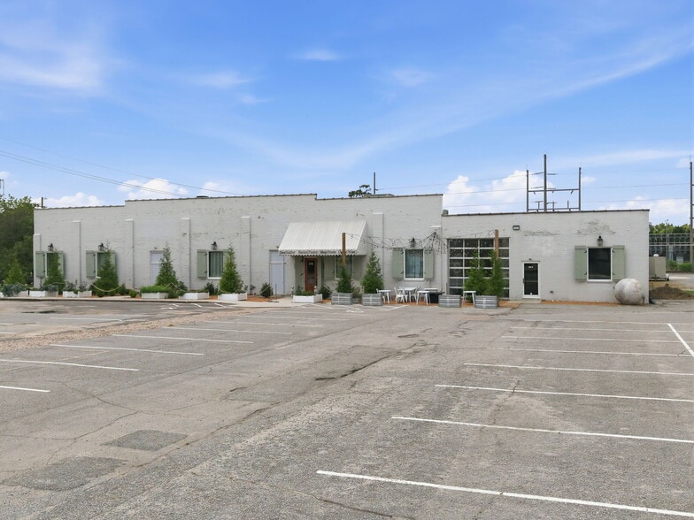 210 E 14th St, Greenville, NC for sale - Building Photo - Image 1 of 9