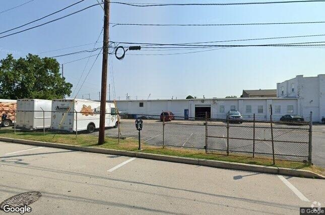 515 Mildred Ave, Secane, PA à louer - Photo du bâtiment - Image 2 de 4
