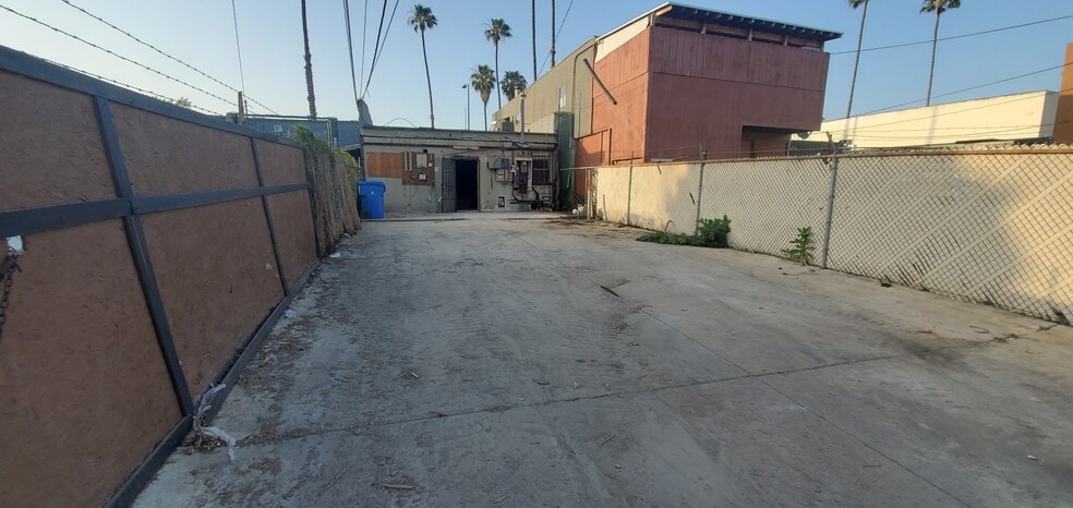 12124 W Washington Blvd, Los Angeles, CA à vendre - Photo du bâtiment - Image 2 de 4