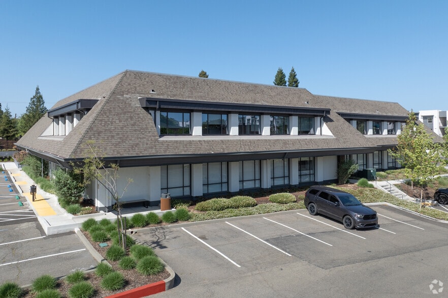 2135 Butano Dr, Sacramento, CA for lease - Building Photo - Image 1 of 8