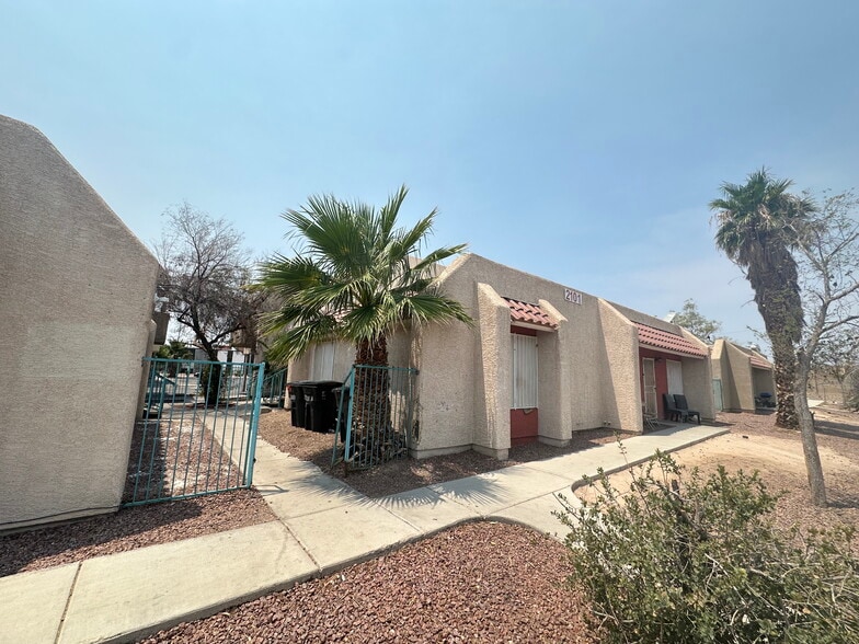 2101 Sun Ave, North Las Vegas, NV for sale - Building Photo - Image 2 of 14