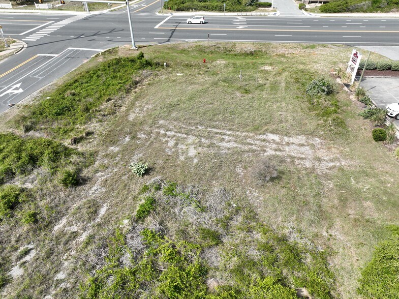 4413 S Croatan Hwy, Nags Head, NC for sale - Building Photo - Image 3 of 17