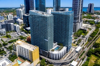 More details for 1111 SW 1st Ave, Miami, FL - Multifamily for Sale