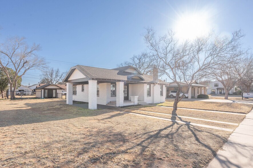 1107 W Illinois Ave, Midland, TX à louer - Photo du bâtiment - Image 3 de 26