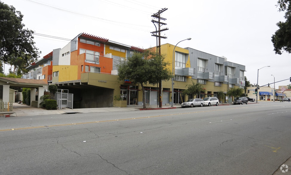 456 E Orange Grove Blvd, Pasadena, CA for lease - Primary Photo - Image 1 of 40