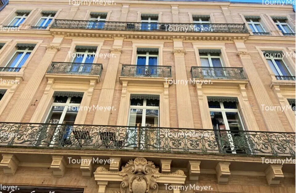 Office in Toulouse for lease Building Photo- Image 1 of 5