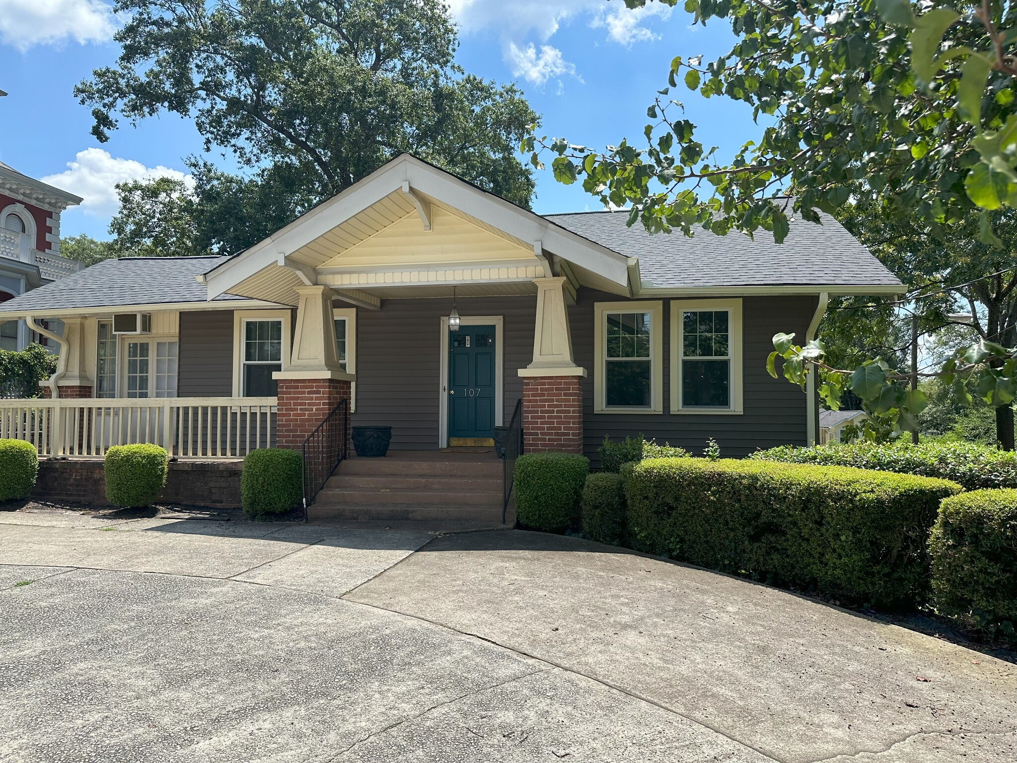 107 Mills Ave, Greenville, SC à vendre Photo du bâtiment- Image 1 de 1