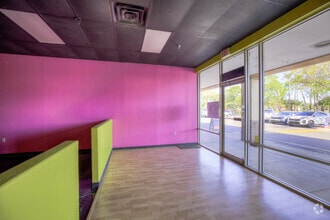 10400-10600 Roosevelt Blvd, Saint Petersburg, FL à louer Photo intérieure- Image 2 de 9