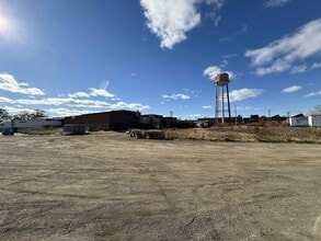 6841 N Rochester Rd, Rochester Hills, MI à louer Photo intérieure- Image 2 de 8