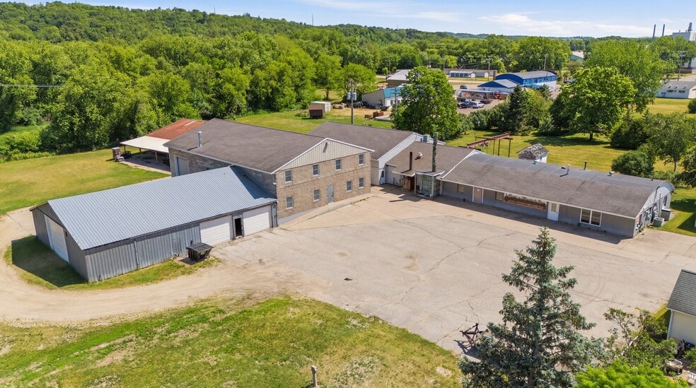 520 W Broadway St, Blair, WI for sale - Building Photo - Image 3 of 31