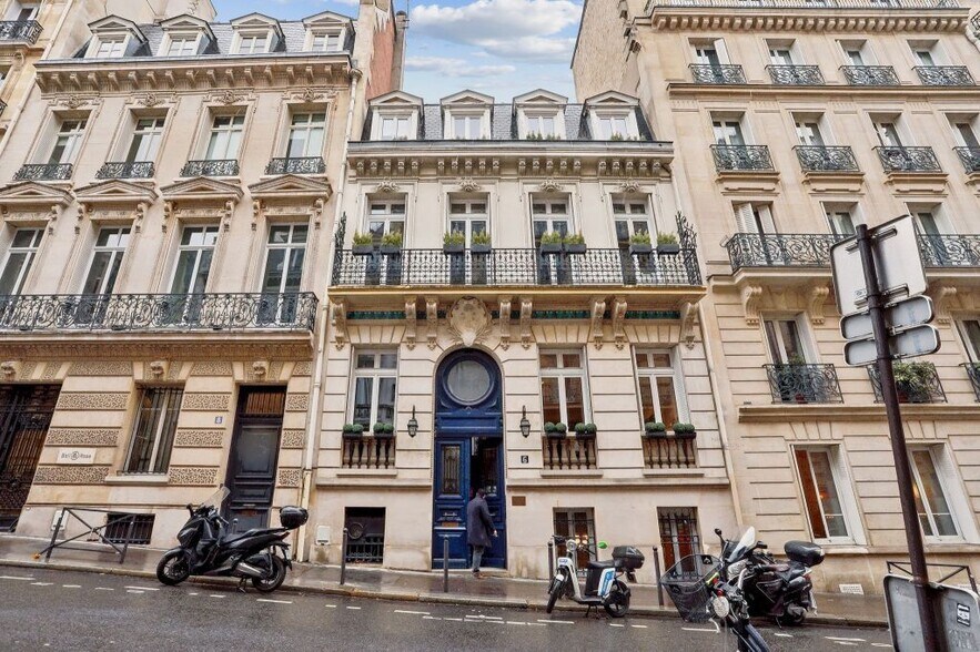 6 Rue Copernic, Paris à louer - Photo du bâtiment - Image 1 de 8