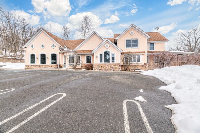 More details for 137 Rutherford Ave, Franklin, NJ - Retail for Lease