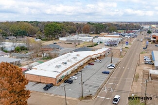 More details for 98-110 E Main St, Senatobia, MS - Retail for Sale