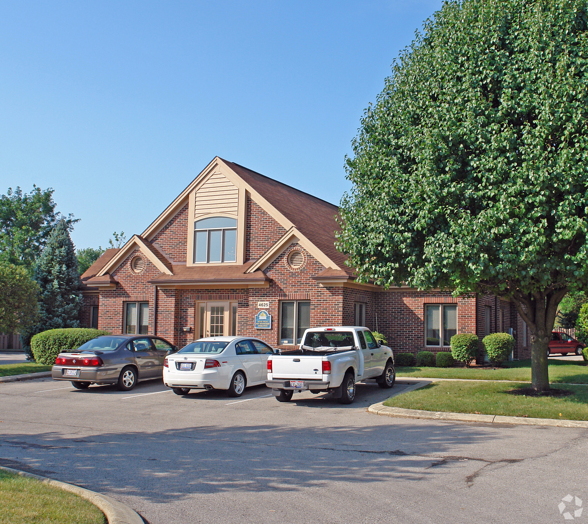 4625 Presidential Way, Kettering, OH for sale Building Photo- Image 1 of 1