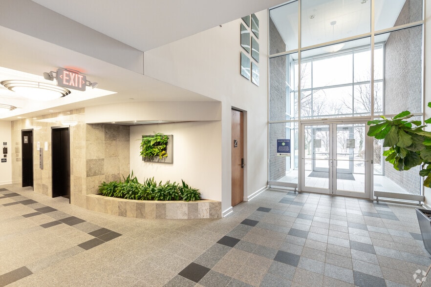 1016 W 9th Ave, King Of Prussia, PA for lease - Interior Photo - Image 1 of 2