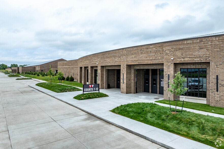 2045 SE Glacier Trail, Waukee, IA à vendre - Photo principale - Image 1 de 6