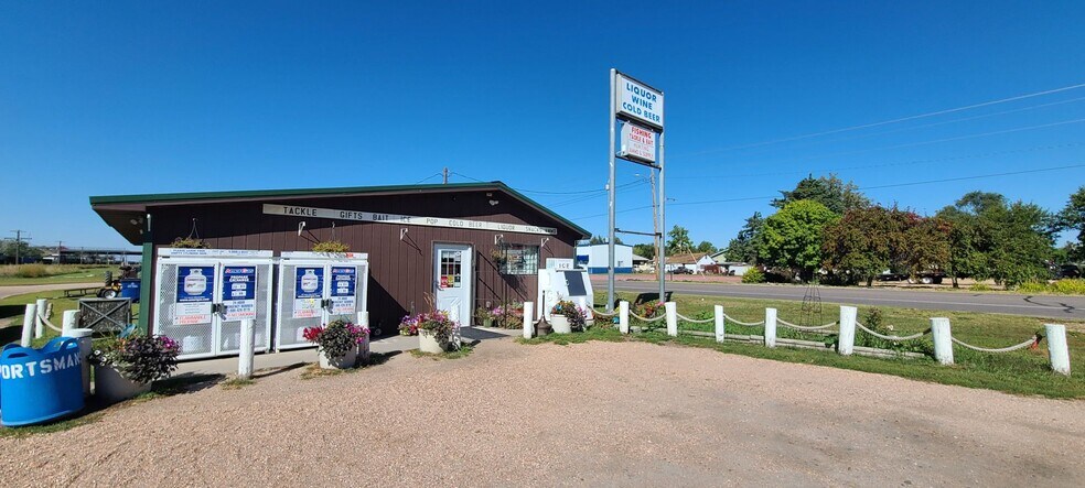 1232 1st, Sutherland, NE à vendre - Photo du bâtiment - Image 3 de 19