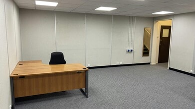 Collingwood Rd, Coventry for lease Building Photo- Image 2 of 7