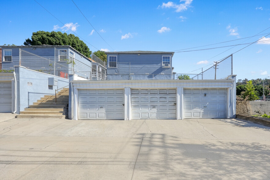 6011 Pine Crest Dr, Los Angeles, CA for sale - Building Photo - Image 2 of 30