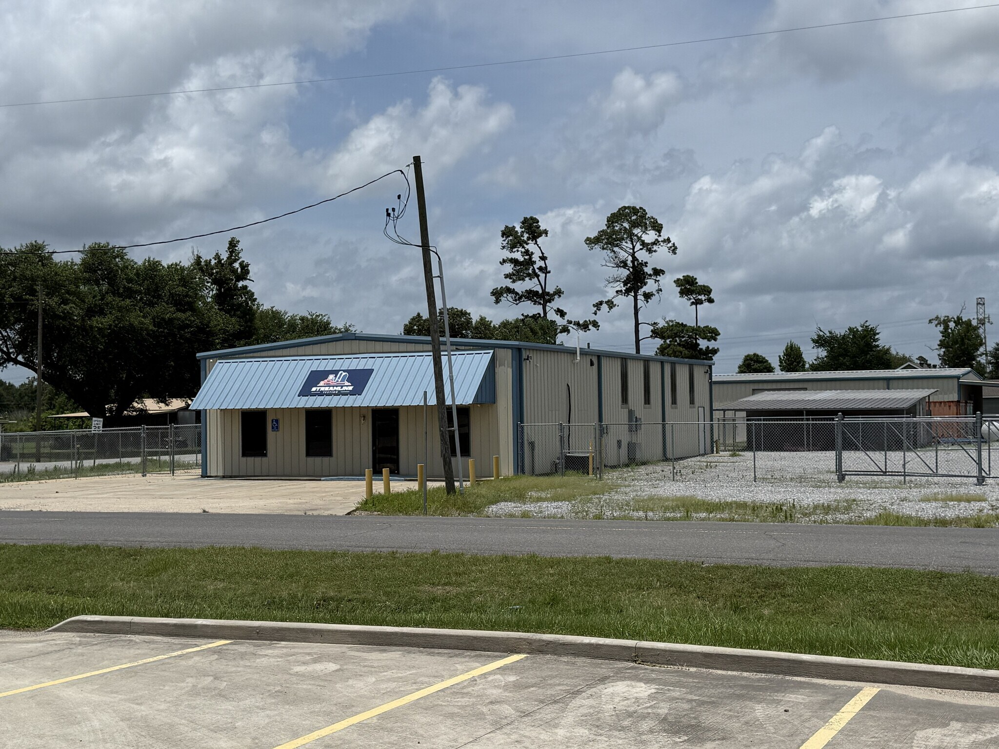 1025 Ravia Rd, Sulphur, LA for lease Building Photo- Image 1 of 12