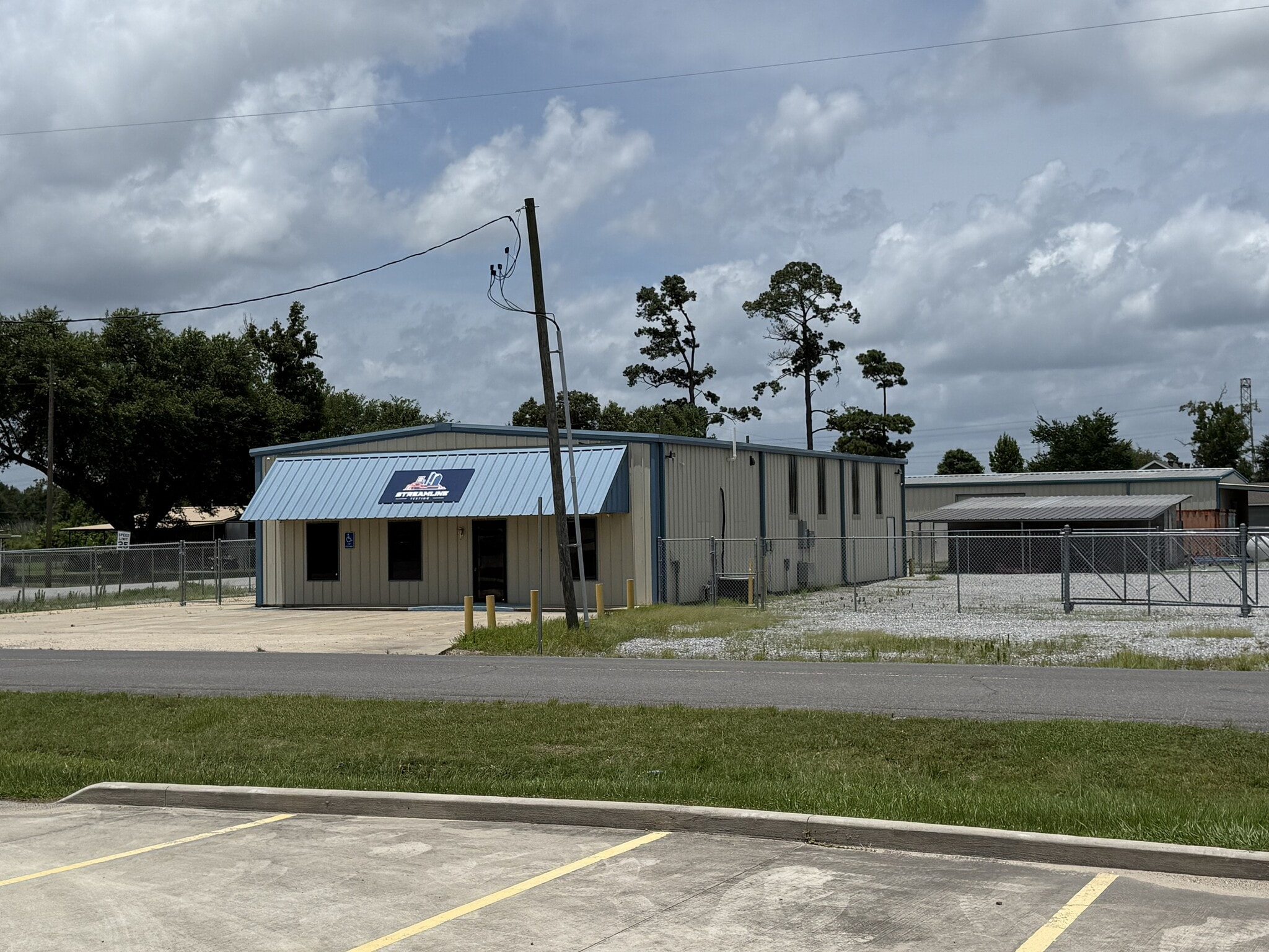 1025 Ravia Rd, Sulphur, LA à louer Photo du bâtiment- Image 1 de 12
