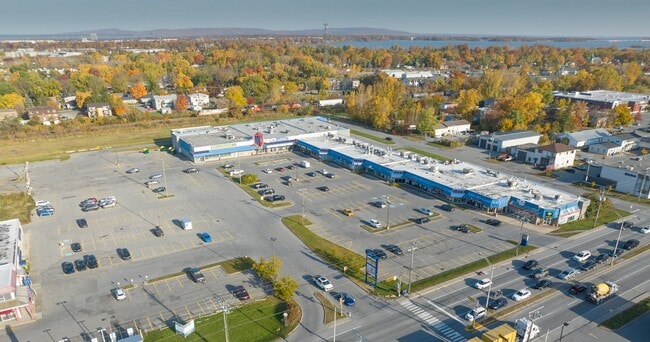 More details for 345-393 Boul Harwood, Vaudreuil-dorion, QC - Retail for Lease