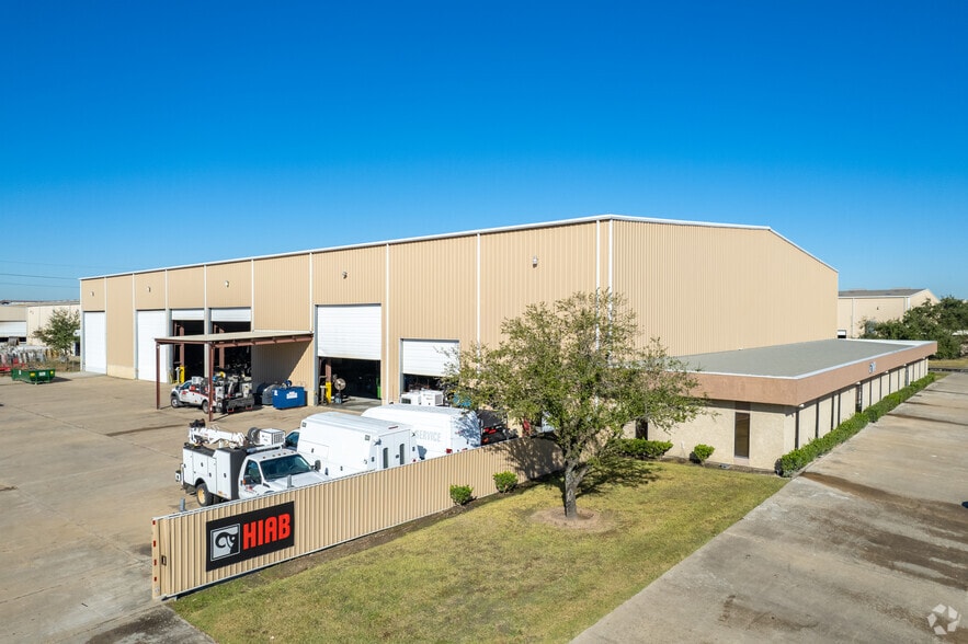 11989 FM 529 Rd, Houston, TX à louer - Photo du bâtiment - Image 2 de 14