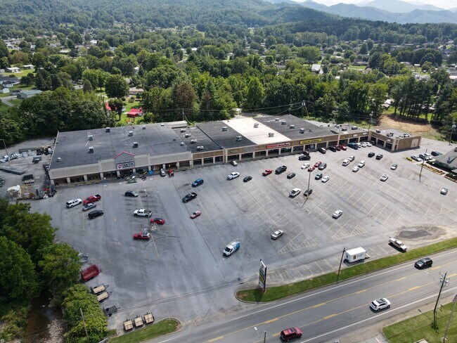 Plus de détails pour 1238 N Main Ave, Erwin, TN - Commerce de détail à louer