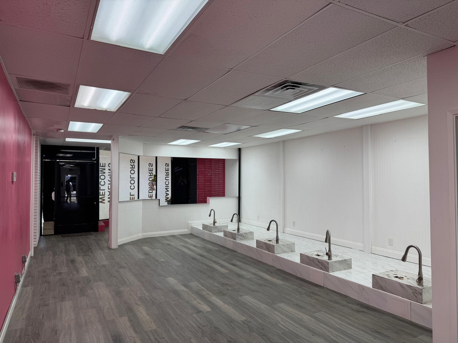 720-724 N Garey Ave, Pomona, CA for lease Primary Photo- Image 1 of 14