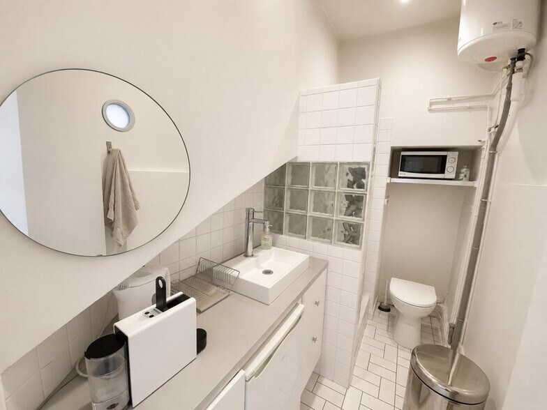 44 Rue De Cléry, Paris à louer - Photo du bâtiment - Image 3 de 8