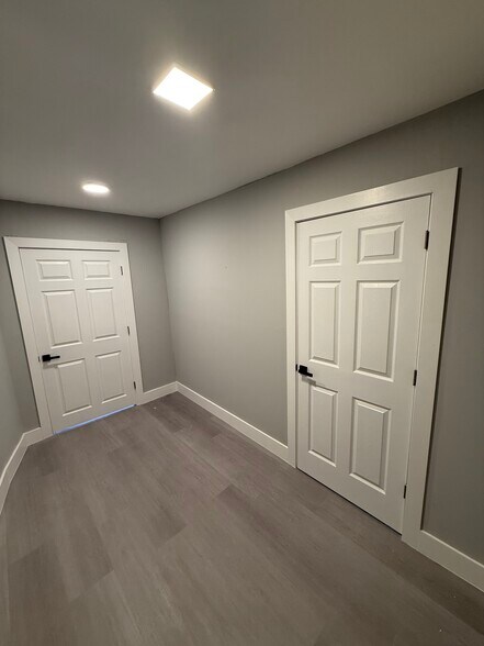 7282-7302 NW 70th St, Miami, FL à louer - Photo intérieure - Image 2 de 13