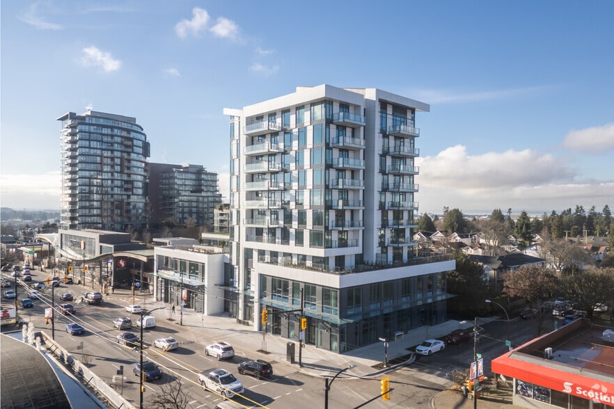 8415 Granville St, Vancouver, BC for lease - Building Photo - Image 2 of 5