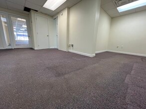 67 High St, Danvers, MA for lease Interior Photo- Image 1 of 15