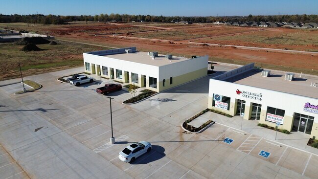 More details for 2725-2801 S Mustang Rd, Yukon, OK - Retail for Lease