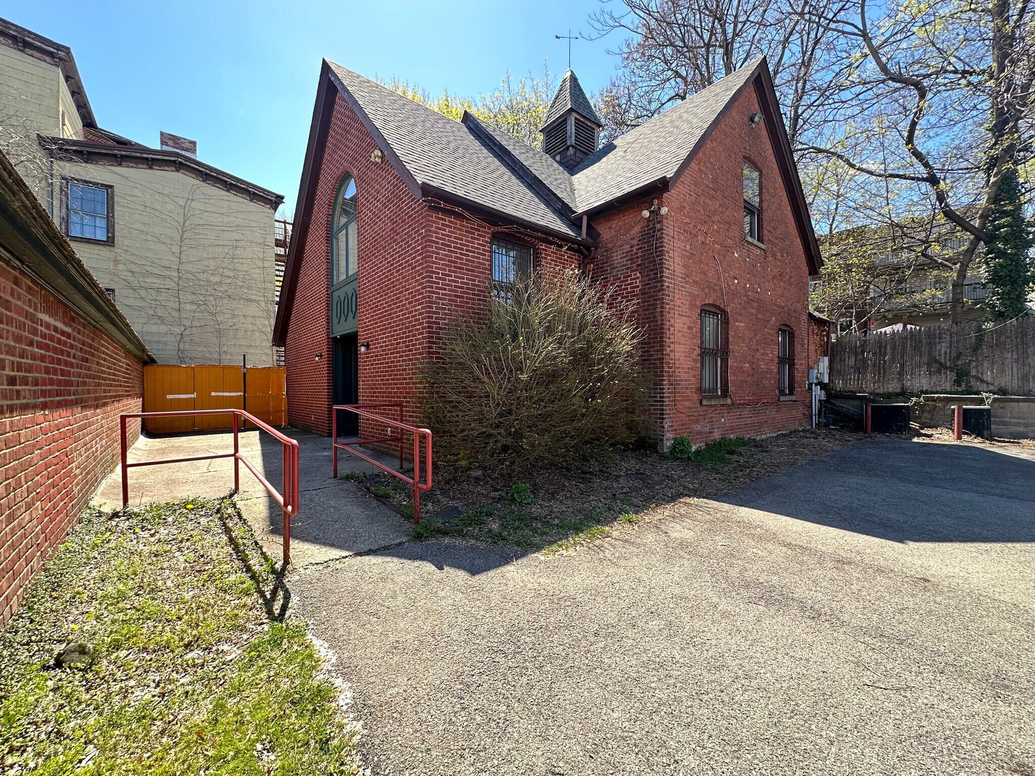 77 Grand St, Newburgh, NY for sale Primary Photo- Image 1 of 20