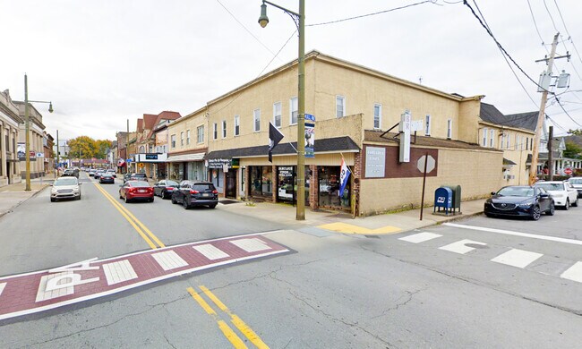Plus de détails pour 115 W Lackawanna Ave, Olyphant, PA - Commerce de détail à louer