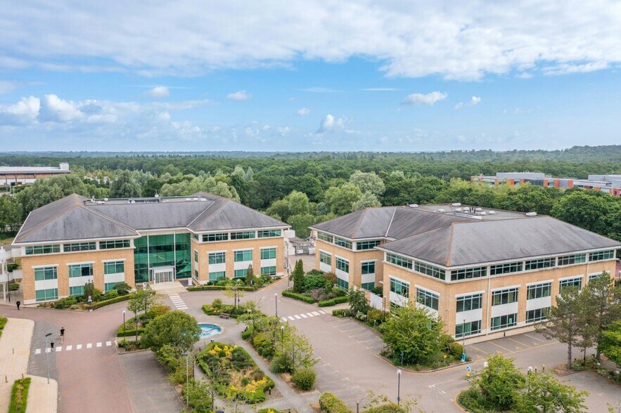 Office in Fareham for lease - Building Photo - Image 1 of 21
