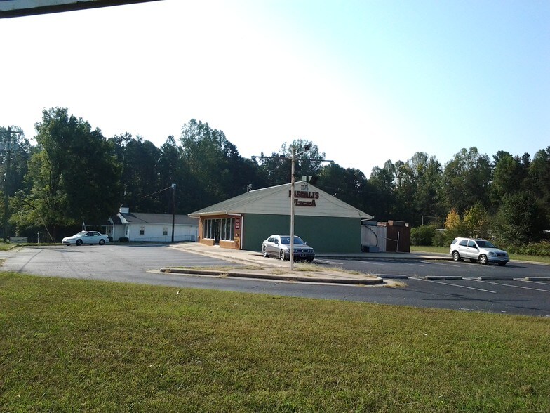 1814 Mount Hope Chu Rd, Mc Leansville, NC à louer - Photo du bâtiment - Image 3 de 12