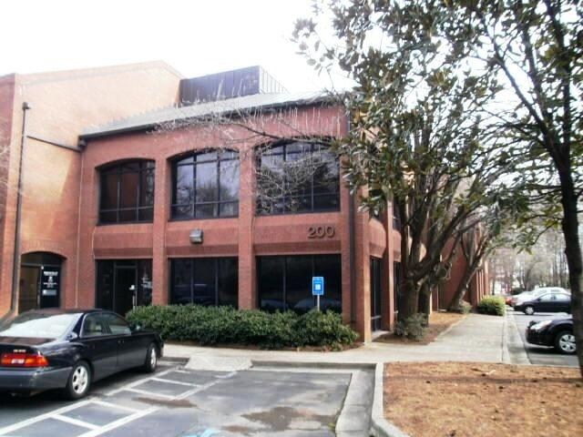 1950 N Park Pl, Atlanta, GA à vendre - Photo principale - Image 2 de 20