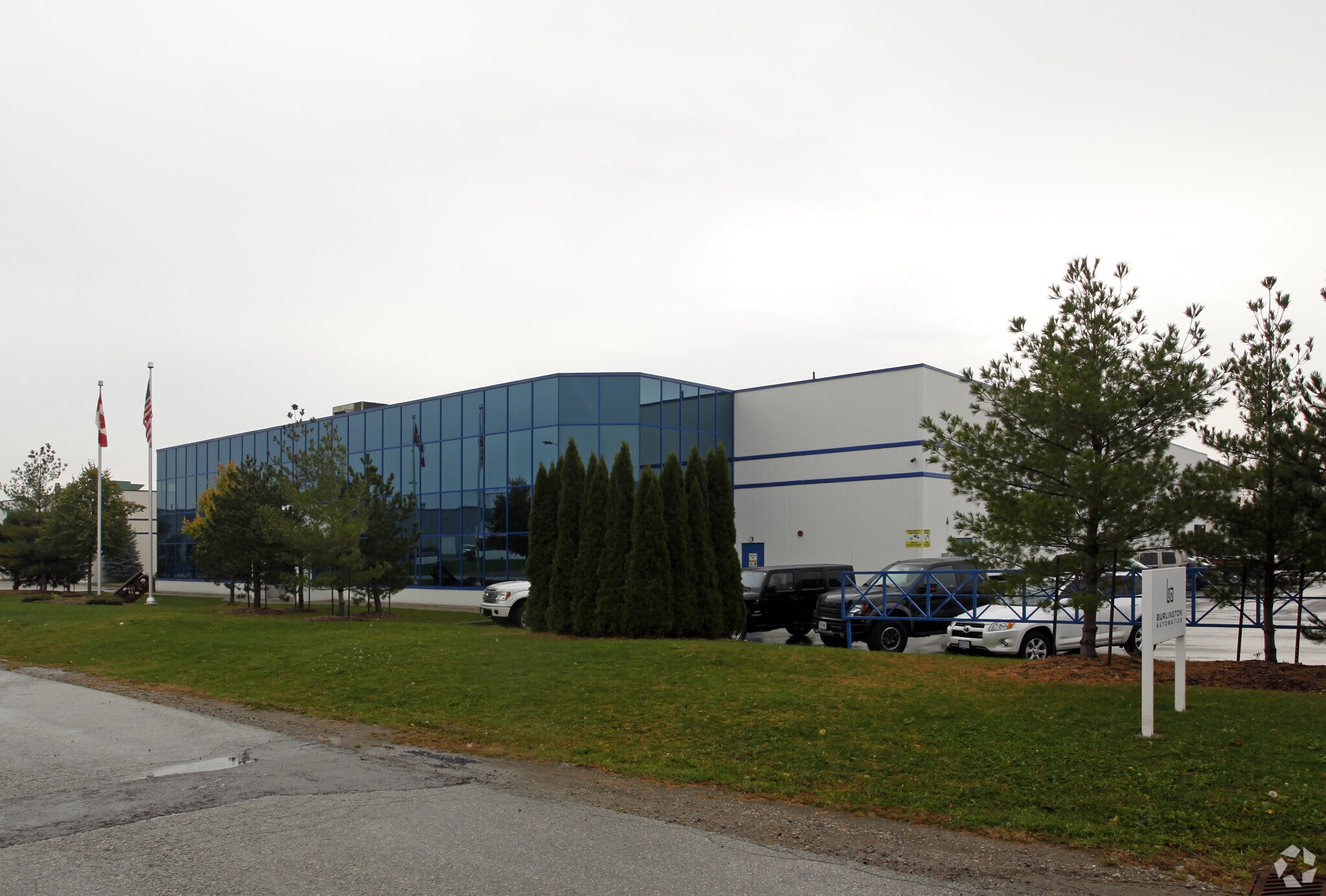 63 Innovation Dr, Hamilton, ON à vendre Photo principale- Image 1 de 1