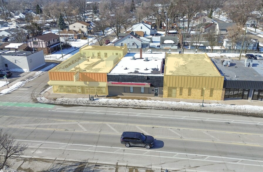 24121 John R Rd, Hazel Park, MI for sale - Building Photo - Image 2 of 4