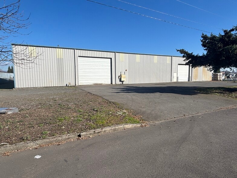 873 Willamette Ave, Stayton, OR for sale - Building Photo - Image 1 of 10