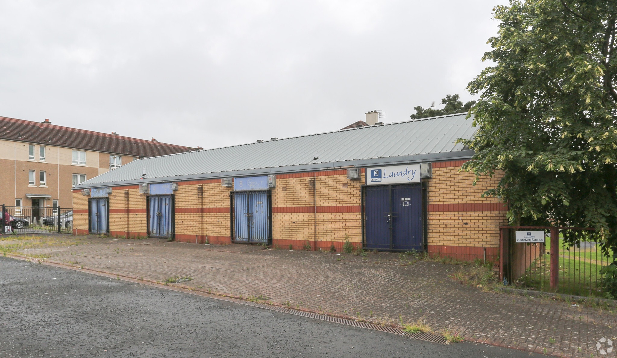 106 Barloch St, Glasgow for lease Primary Photo- Image 1 of 3