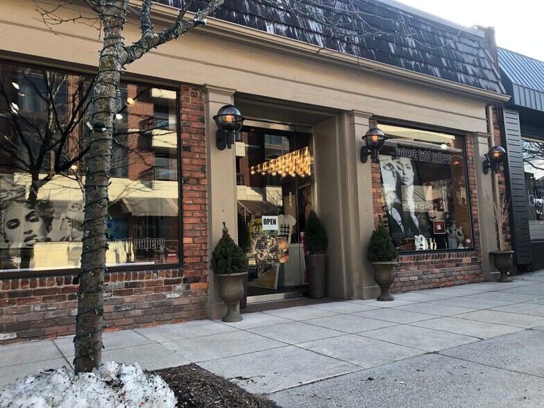 101-107 Townsend St, Birmingham, MI à vendre - Photo du bâtiment - Image 3 de 5