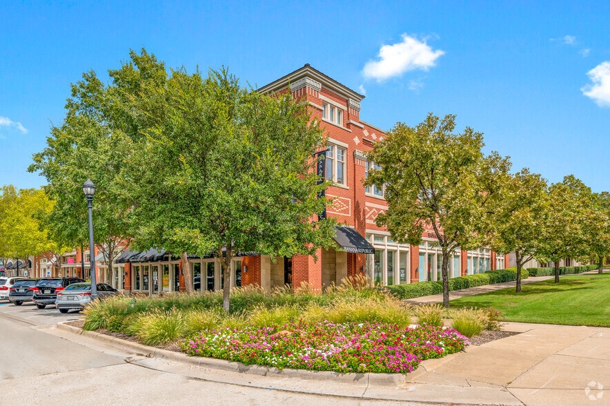 1256 Main St, Southlake, TX à louer - Photo du bâtiment - Image 3 de 12