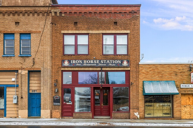 Plus de détails pour 24 #3 South Andrews Ave, Hot Springs, NC - Bureau à vendre