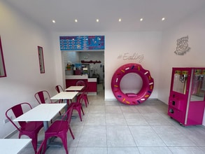 78 Pitshanger Ln, Londres à louer Photo intérieure- Image 1 de 6