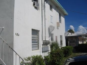 919 6th St, West Palm Beach, FL à vendre - Photo du bâtiment - Image 2 de 16