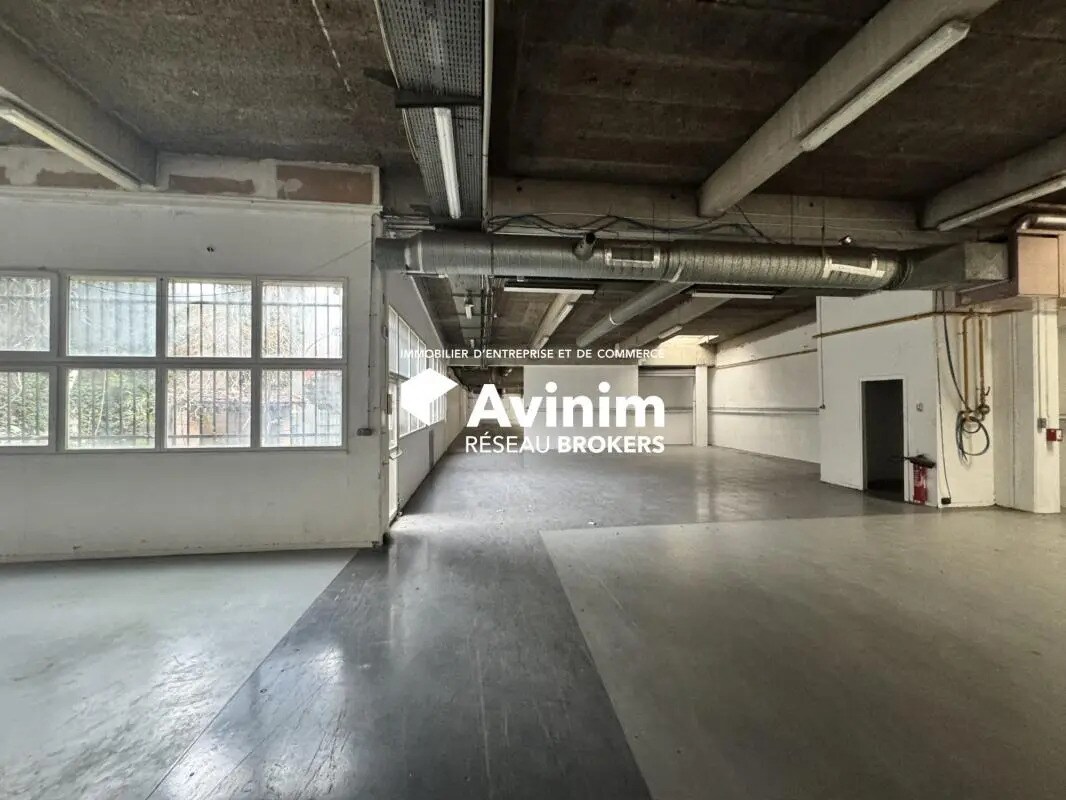 Industrial in Aubervilliers for lease Interior Photo- Image 1 of 7