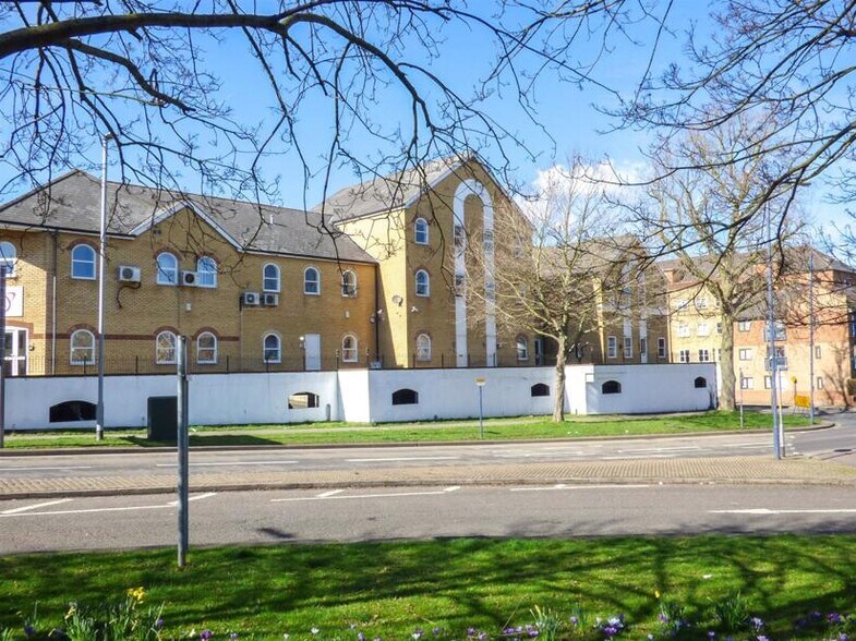 47-58 Bath St, Gravesend à louer - Photo du bâtiment - Image 2 de 3